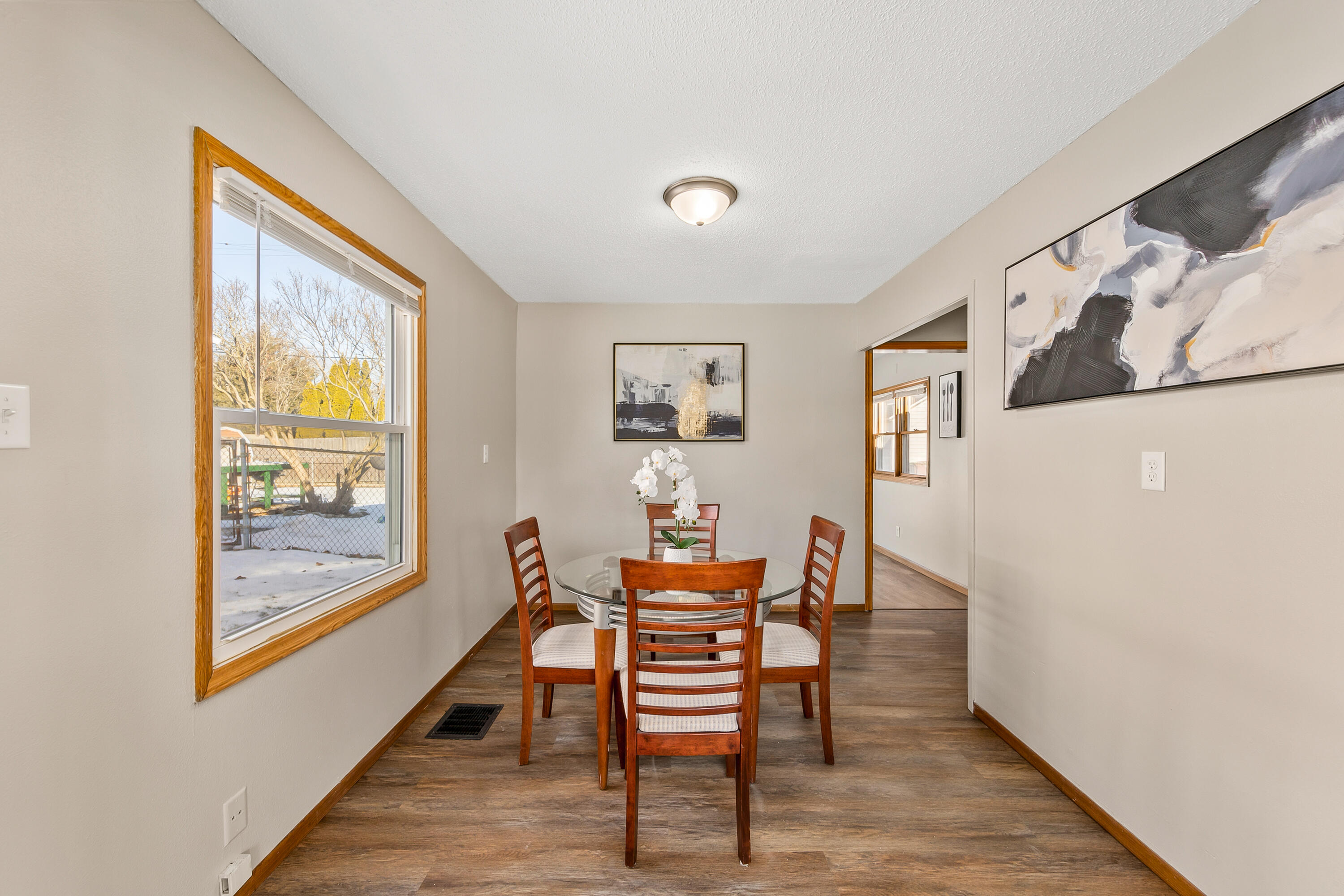 6136 West Oklahoma Avenue Milwaukee, WI 53219 - Photo 5 of 25 Dining Room
