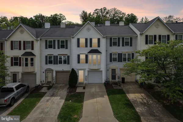 $325,000 | 1121 Kelfield Drive, Unit 1121, Halethorpe, MD 21227