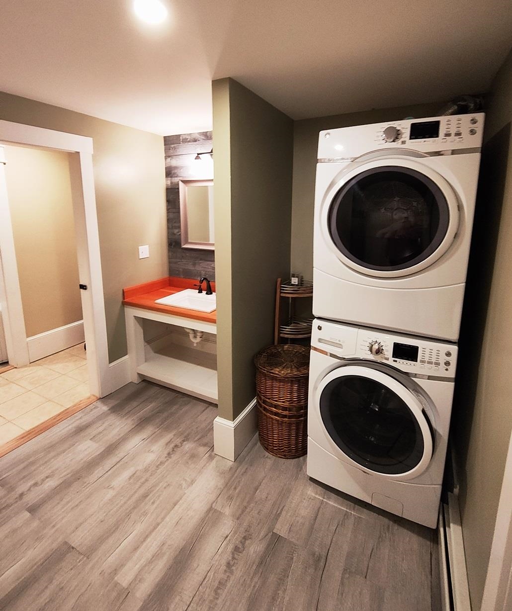 208 West Shore Road, Unit 5 Bristol, NH 03222 - Photo 11 of 20