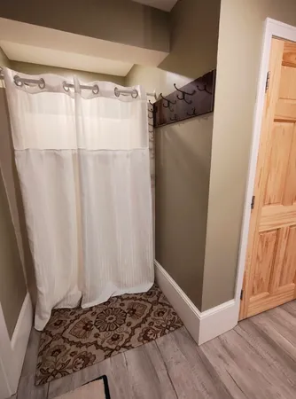 $1,800 | 208 West Shore Road, Unit 5, Bristol, NH 03222