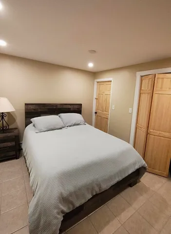 $1,800 | 208 West Shore Road, Unit 5, Bristol, NH 03222