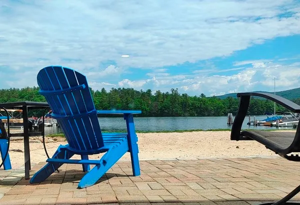 $1,800 | 208 West Shore Road, Unit 5, Bristol, NH 03222