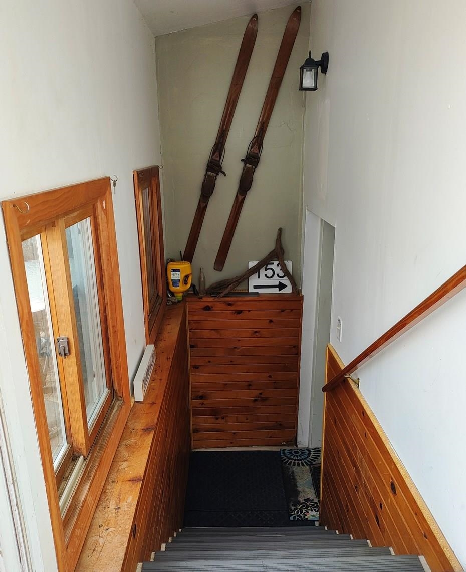 208 West Shore Road, Unit 5 Bristol, NH 03222 - Photo 3 of 20