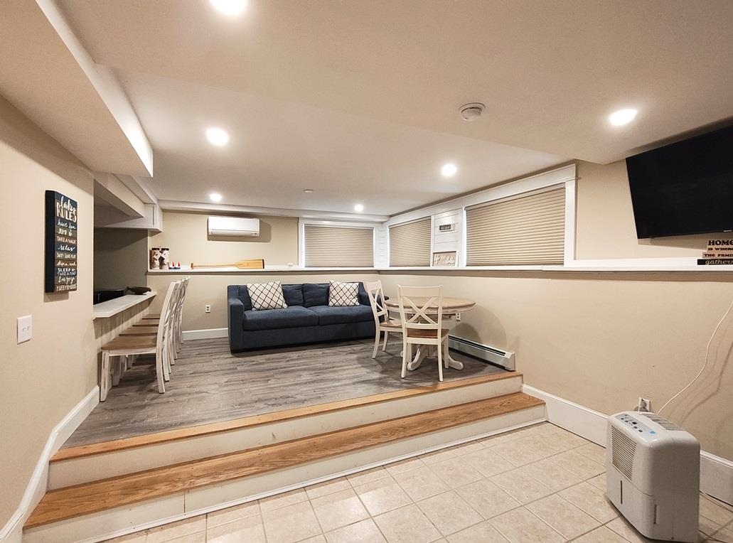 208 West Shore Road, Unit 5 Bristol, NH 03222 - Photo 6 of 20