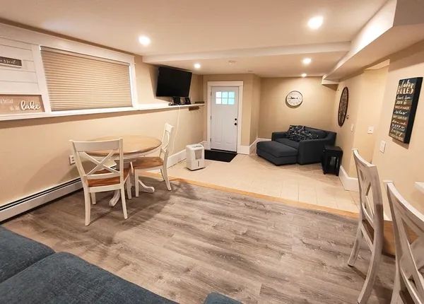 $1,800 | 208 West Shore Road, Unit 5, Bristol, NH 03222