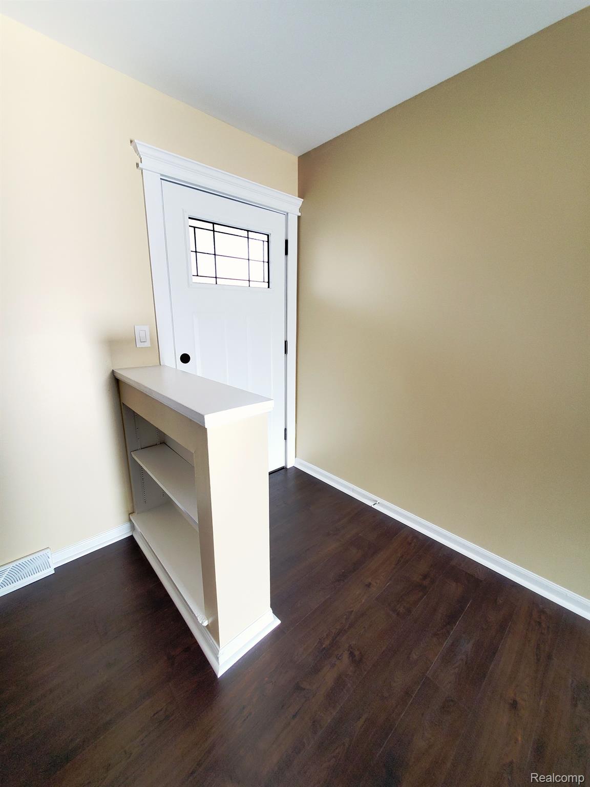 1121 West Cook Road Grand Blanc, MI 48439 - Photo 22 of 47 Gallery Image 22