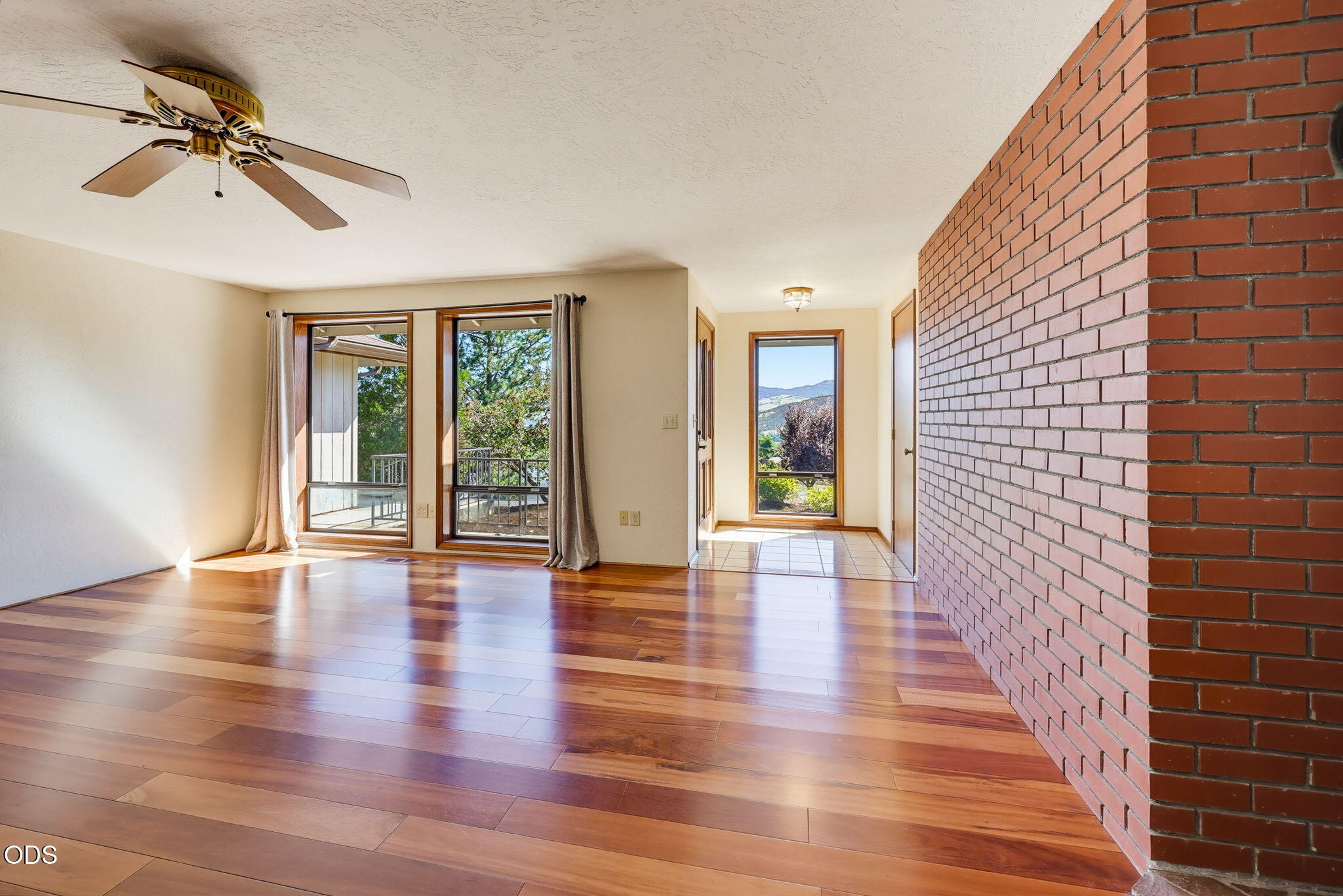 174 Hummingbird Lane Talent, OR 97540 - Photo 5 of 101