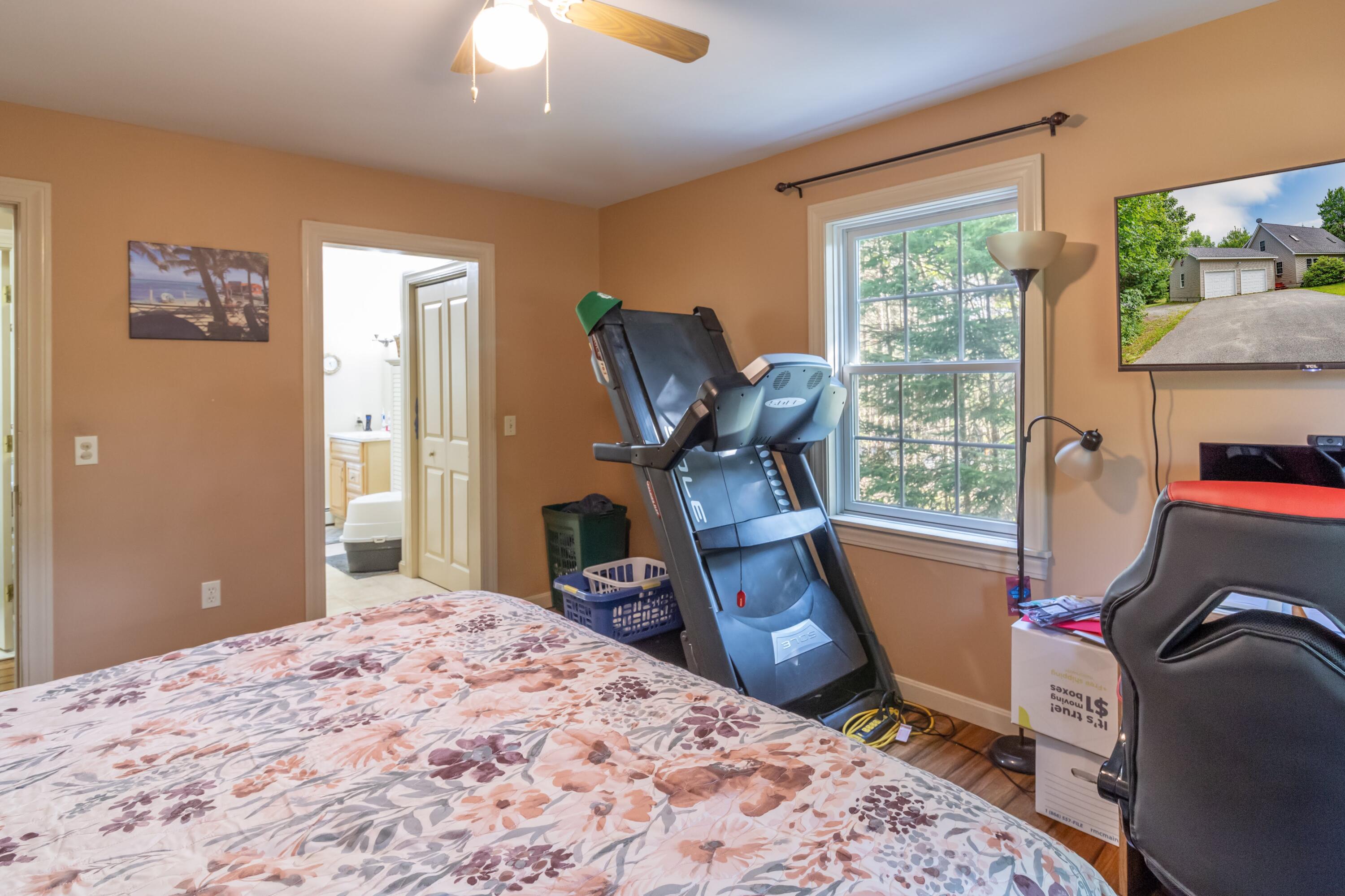 36 Tamarac Road Ellsworth, ME 04605 - Photo 15 of 58 First Floor Primary Bedroom