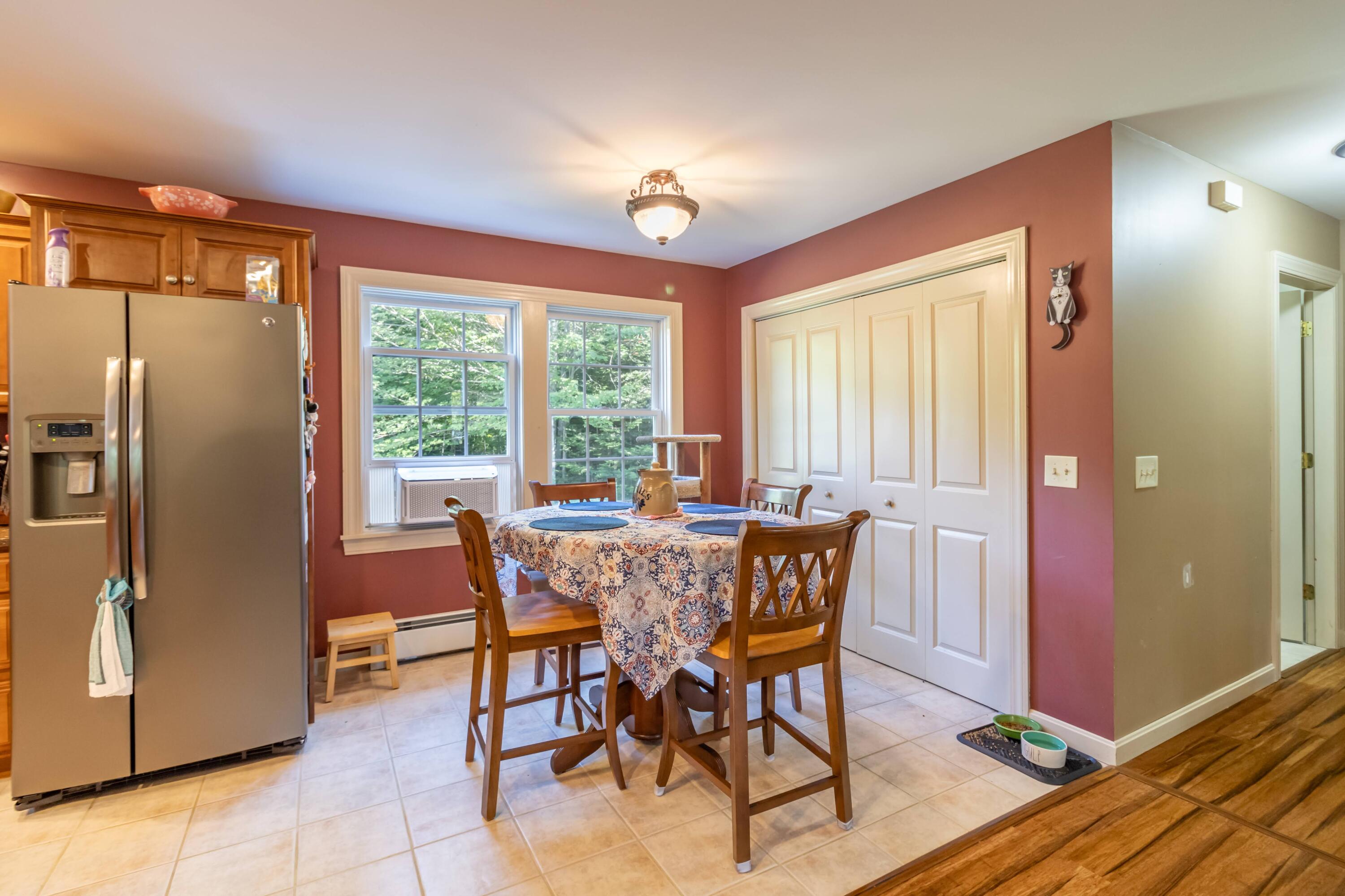 36 Tamarac Road Ellsworth, ME 04605 - Photo 8 of 58 Dining Area