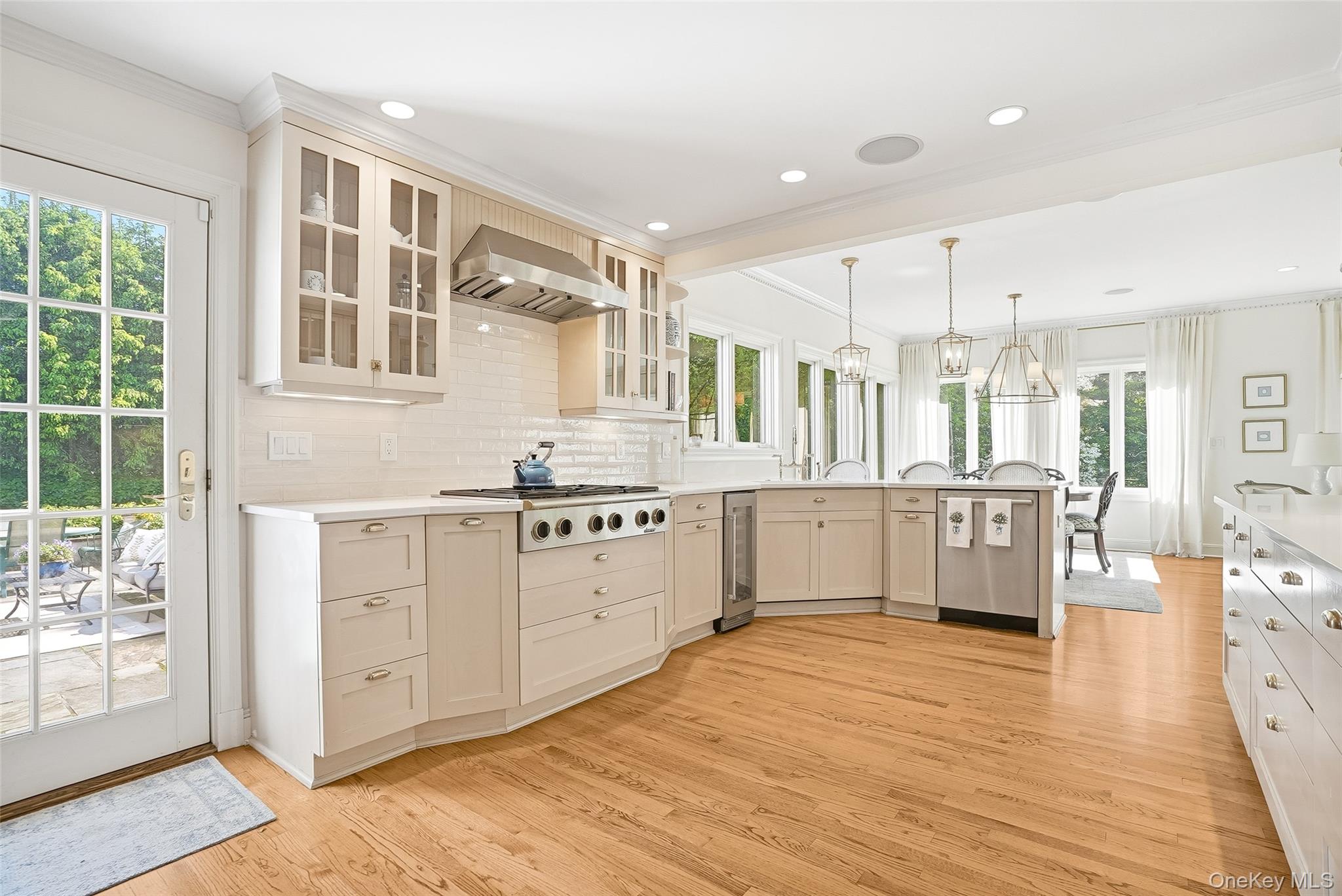 164 Julian Street Rye, NY 10580 - Photo 11 of 38