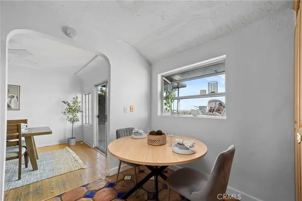 $4,000 | 1119 Princeton Drive, Glendale, CA 91205