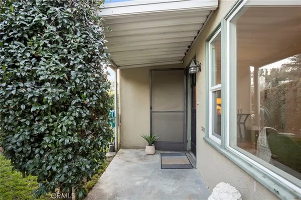 $4,000 | 1119 Princeton Drive, Glendale, CA 91205