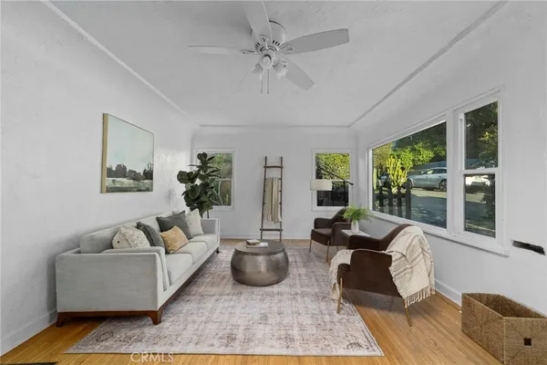 $4,000 | 1119 Princeton Drive, Glendale, CA 91205