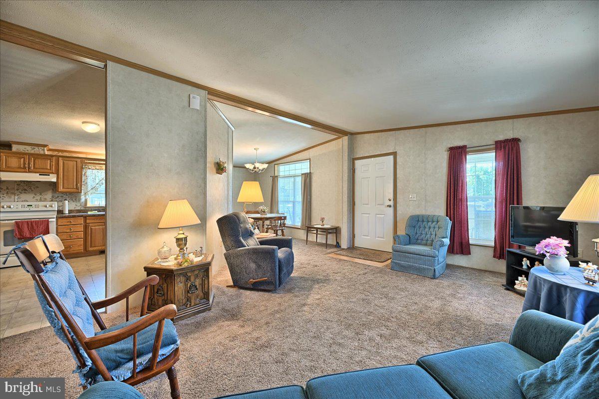 304 Summers Drive Lancaster, PA 17601 - Photo 8 of 27