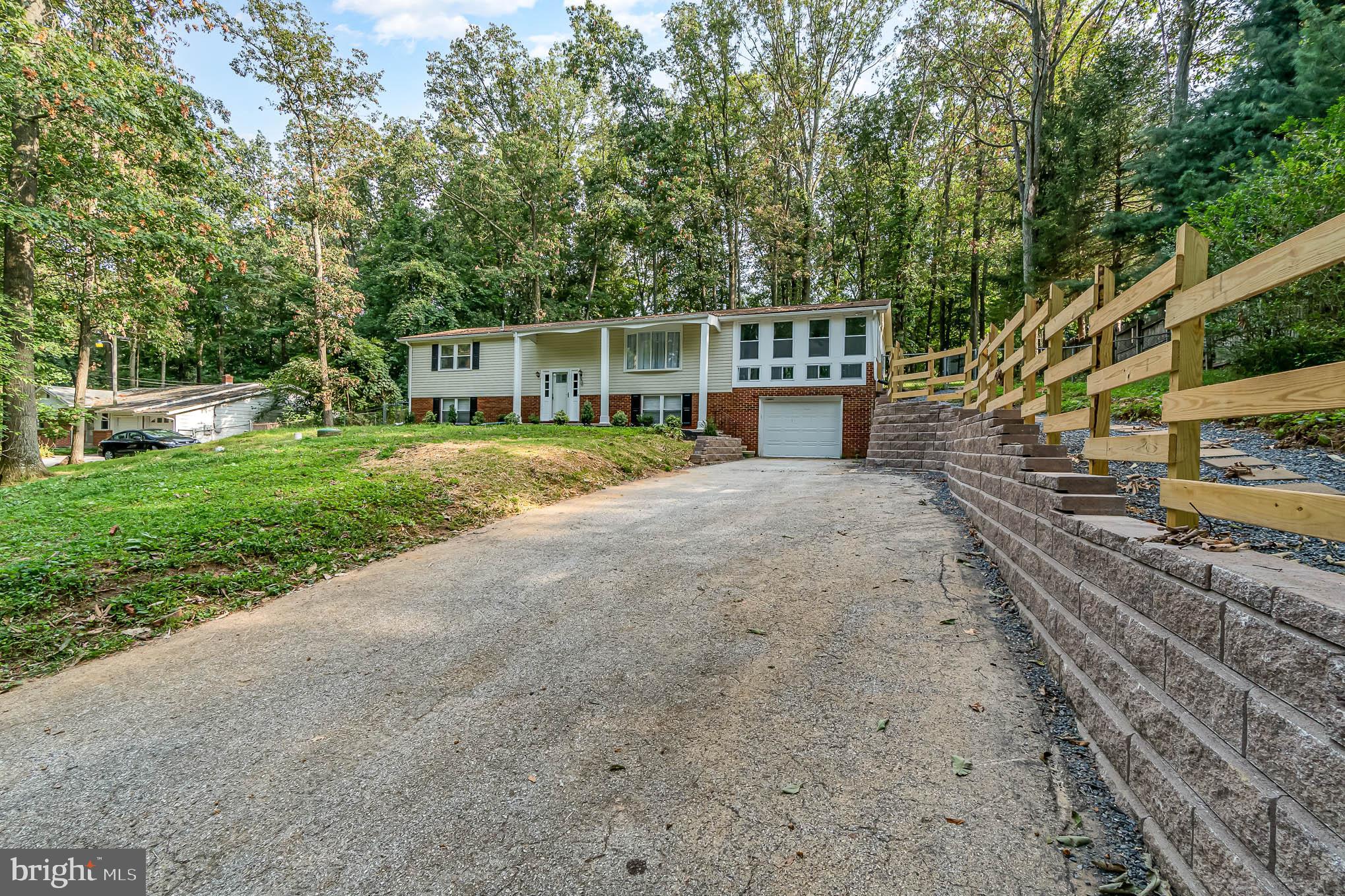 2603 Carrollton Road Finksburg, MD 21048 - Photo 5 of 37 Front - Driveway View 2