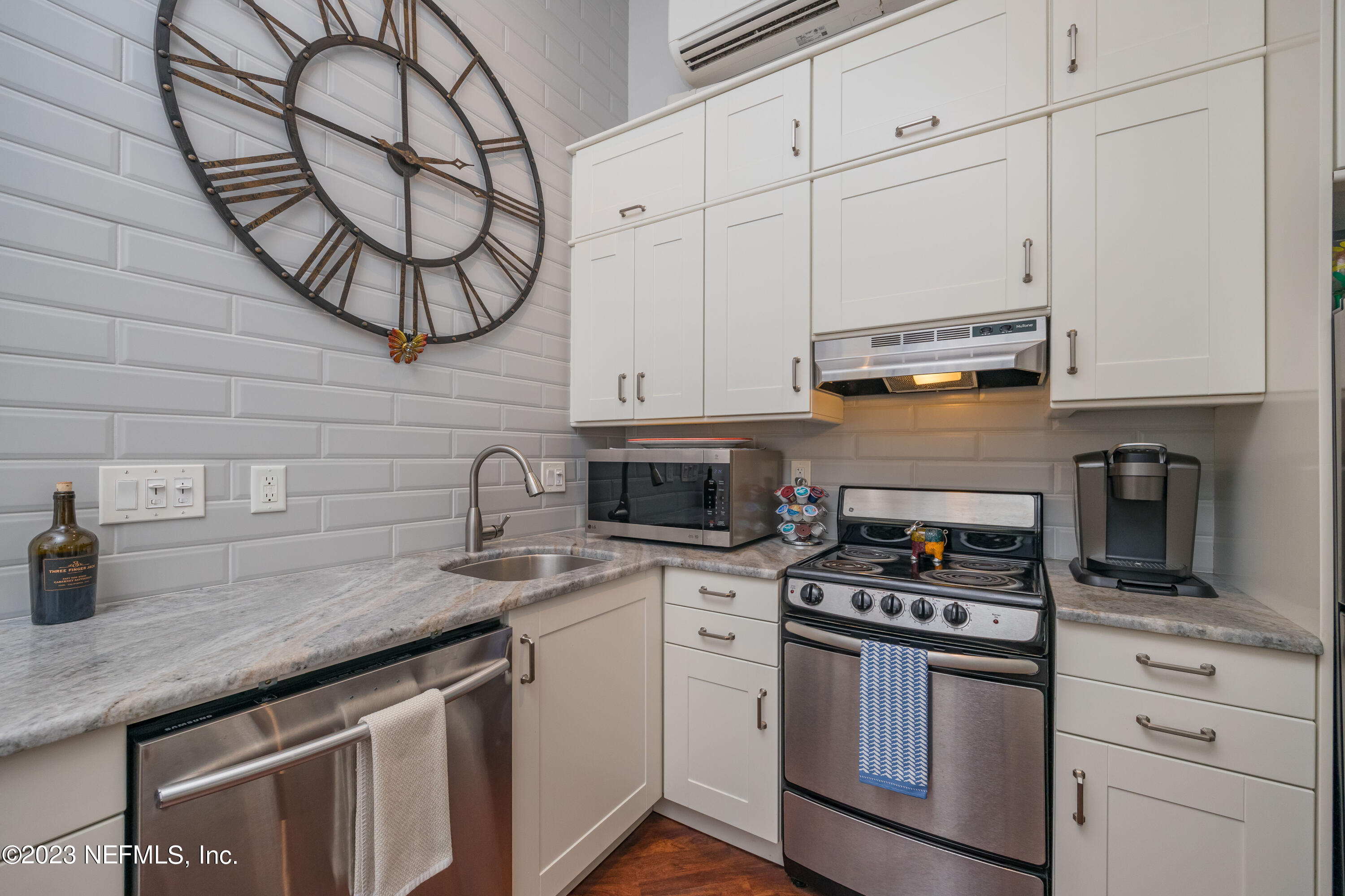 11 Bridge Street St. Augustine, FL 32084 - Photo 16 of 35 17-IMG-0200