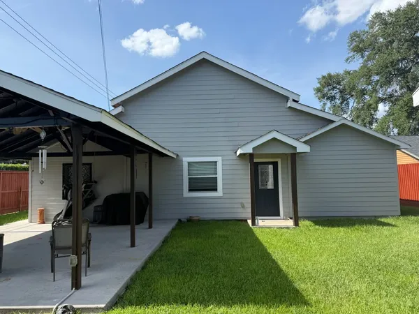 $2,300 | 602 Fostoria Lane, Houston, TX 77076