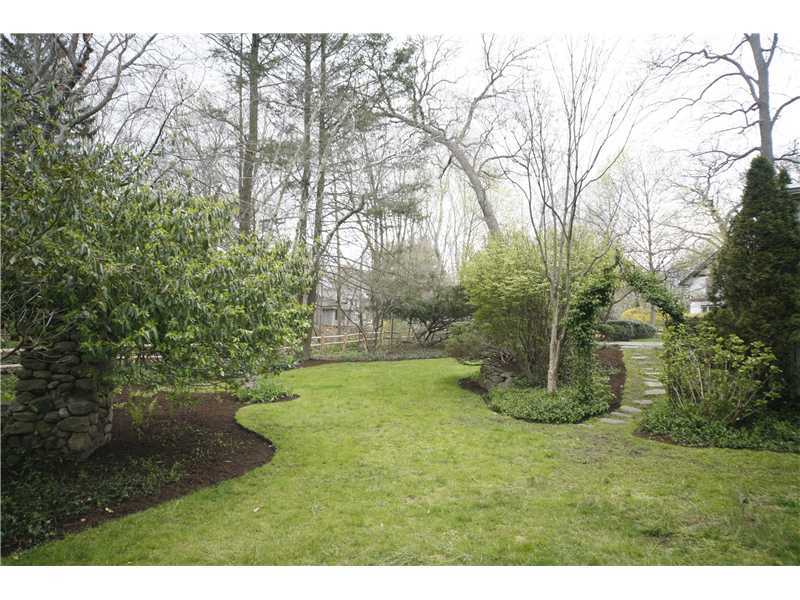 96 Rose Lane Darien, CT 06820 - Photo 21 of 23 a view of a outdoor space