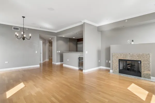 $3,975 | 310 South Michigan Avenue, Unit 1405, Chicago, IL 60604