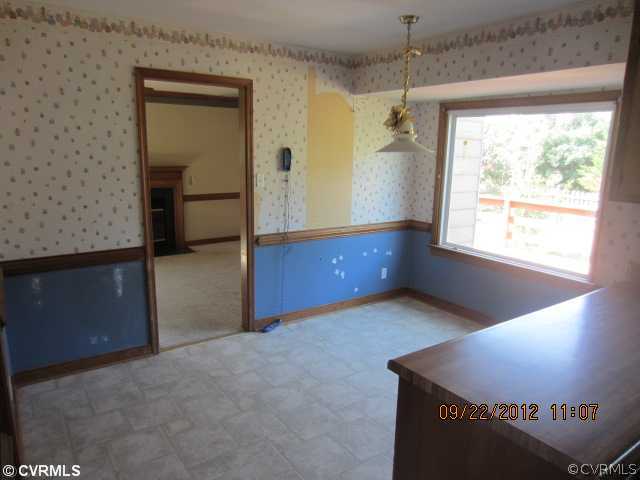 13911 Sagebrook Road Midlothian, VA 23112 - Photo 9 of 19 a view of an empty room and window