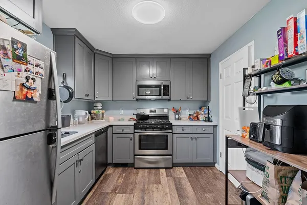 $3,650,000 | 3710 Bodega Avenue, Petaluma, CA 94952