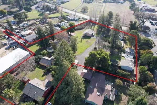 $3,650,000 | 3710 Bodega Avenue, Petaluma, CA 94952