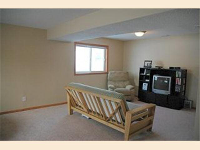 630 Forbrook Lane Northwest Rochester, MN 55901 - Photo 10 of 12