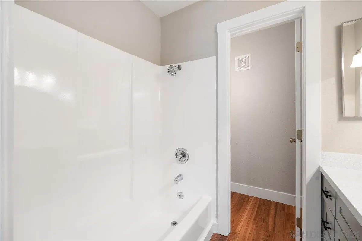 5473 Adobe Falls Road, Unit 9 San Diego, CA 92120 - Photo 13 of 21