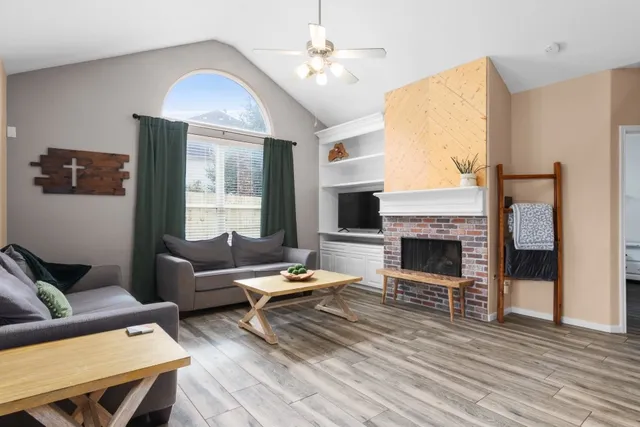 $299,990 | 8327 Terra Valley Lane, Tomball, TX 77375