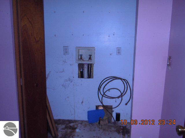 2130 Putnam Road Whittemore, MI 48770 - Photo 8 of 19 1751638-7.JPG