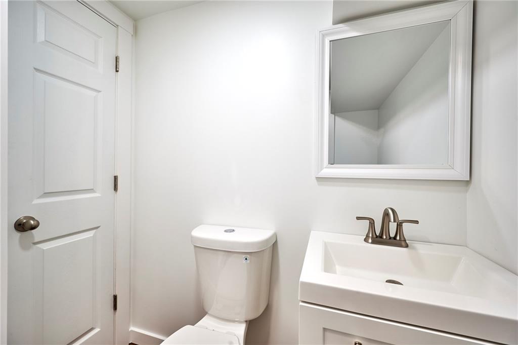 122 Springhouse Drive Butler, PA 16001 - Photo 24 of 42 Lower level bathroom