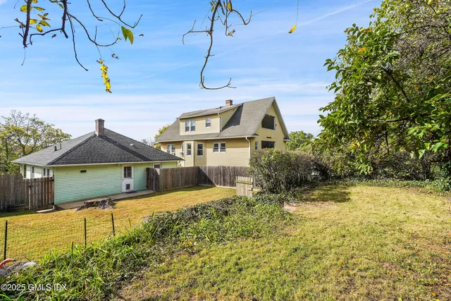 $750,000 | 95 Byram Road, Greenwich, CT 06830