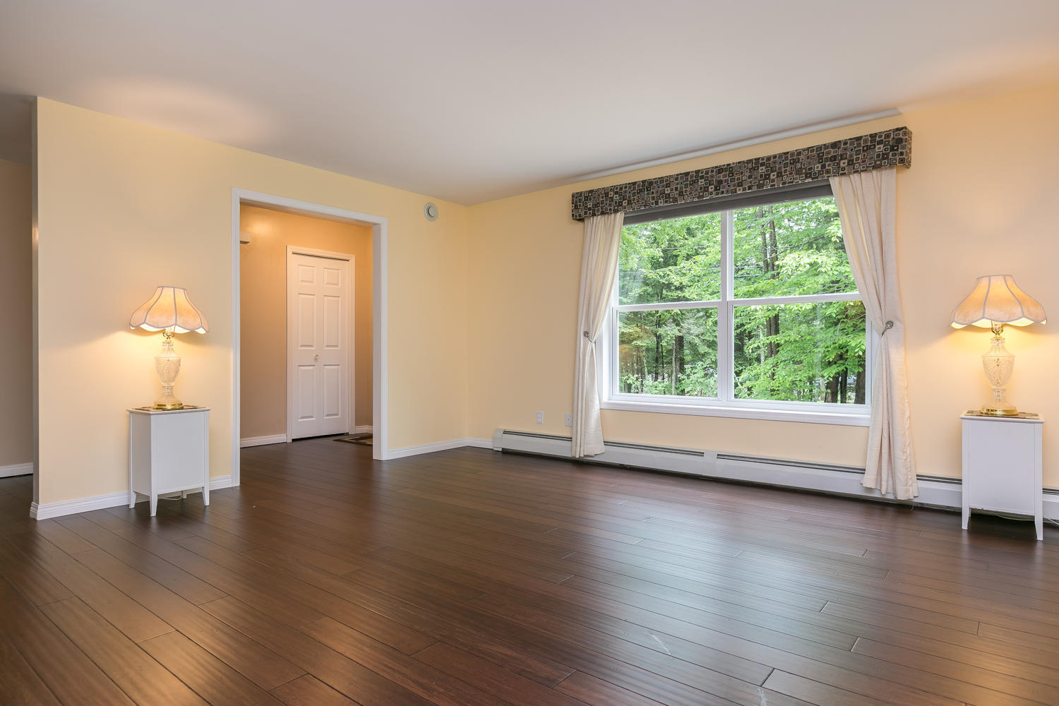 300 Old Orchard Road Buxton, ME 04093 - Photo 6 of 39 Living Room