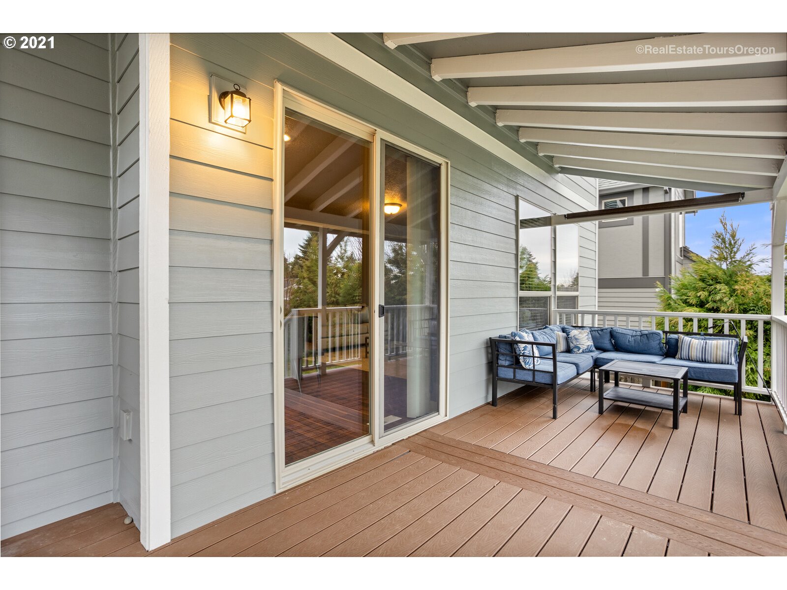 13348 Southwest Alpine View Tigard, OR 97224 - Photo 29 of 32 a balcony with furniture and wooden floor
