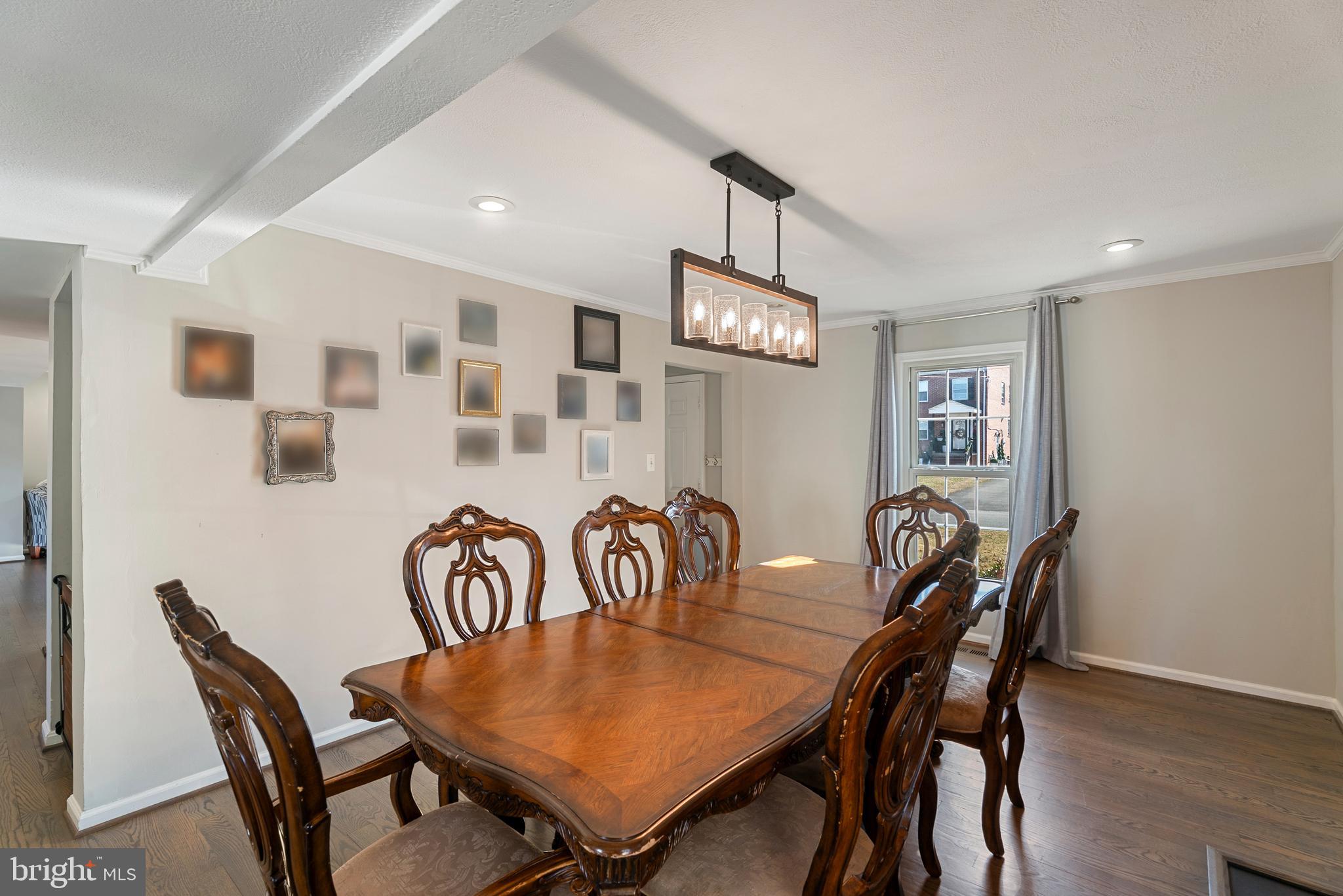 3100 Franklin Street Alexandria, VA 22306 - Photo 13 of 55 a view of a a dining room with furniture window and wooden floor
