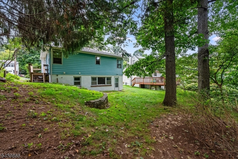 565 Dell Road Landing, NJ 07850 - Photo 20 of 21 Gallery Image 20