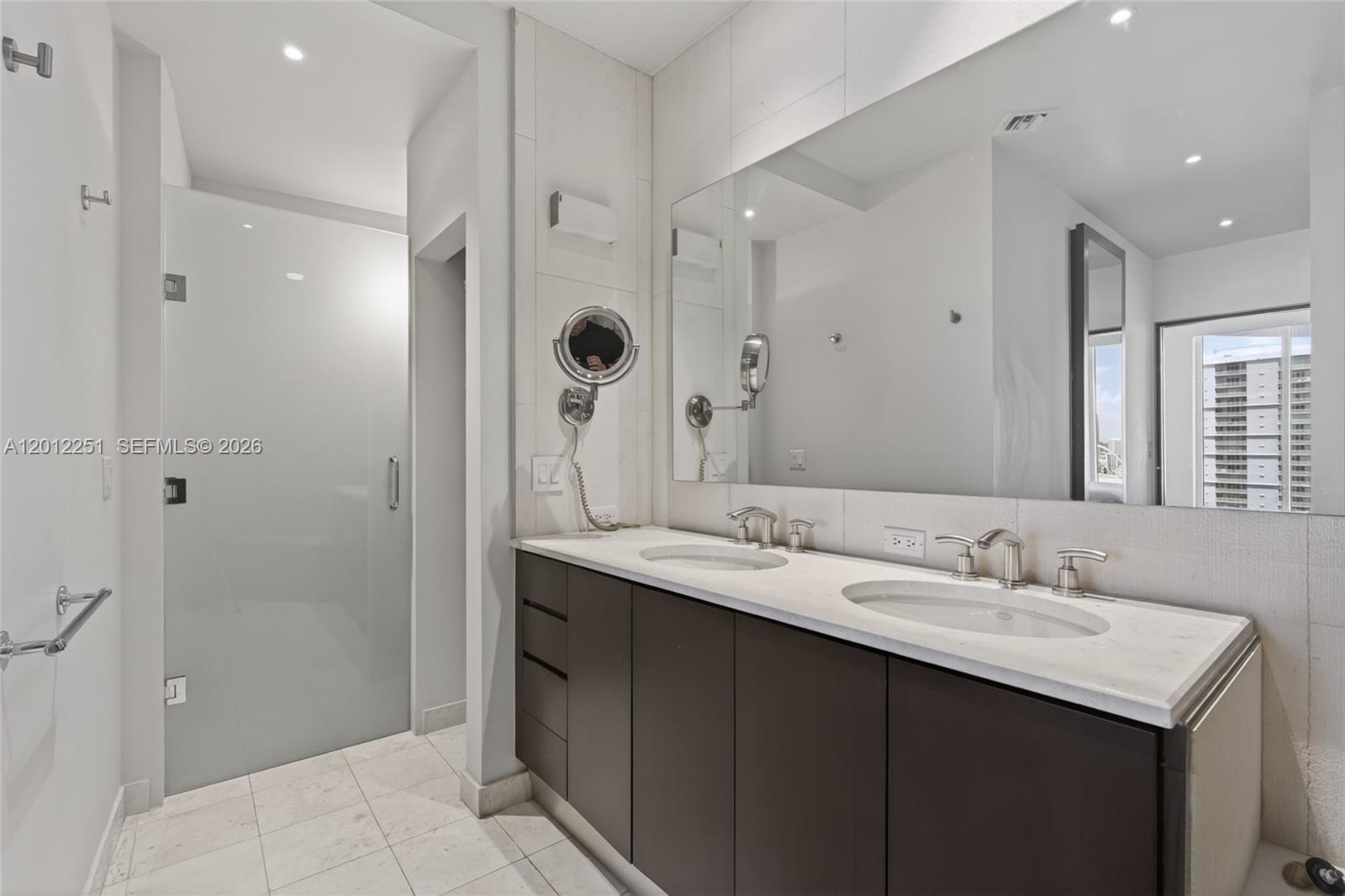 901 Brickell Key Boulevard, Unit 3607 Miami, FL 33131 - Photo 17 of 34