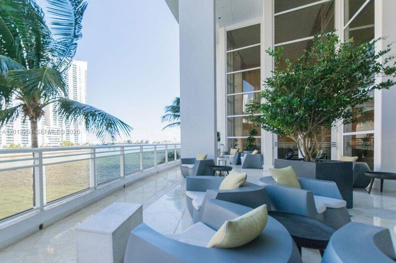901 Brickell Key Boulevard, Unit 3607 Miami, FL 33131 - Photo 30 of 34