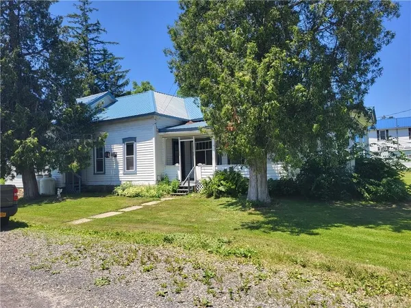 $135,000 | 5890 County Road 11, Alpine, NY 14805