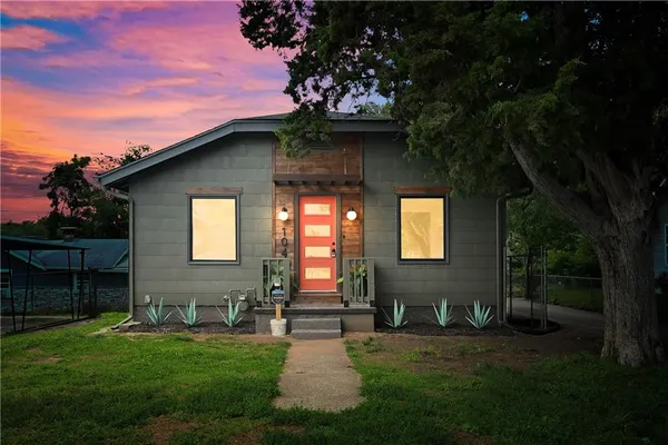 $184,900 | 104 North Huttig Avenue, Independence, MO 64053
