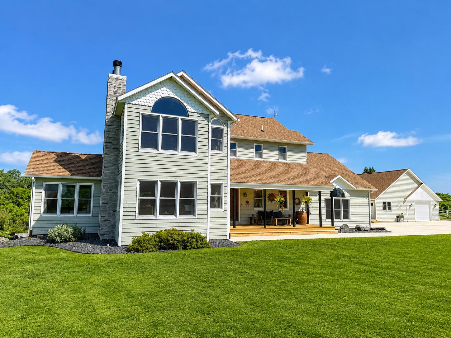 2220 Garvin Heights Road Winona, MN 55987 - Photo 2 of 59 02 front