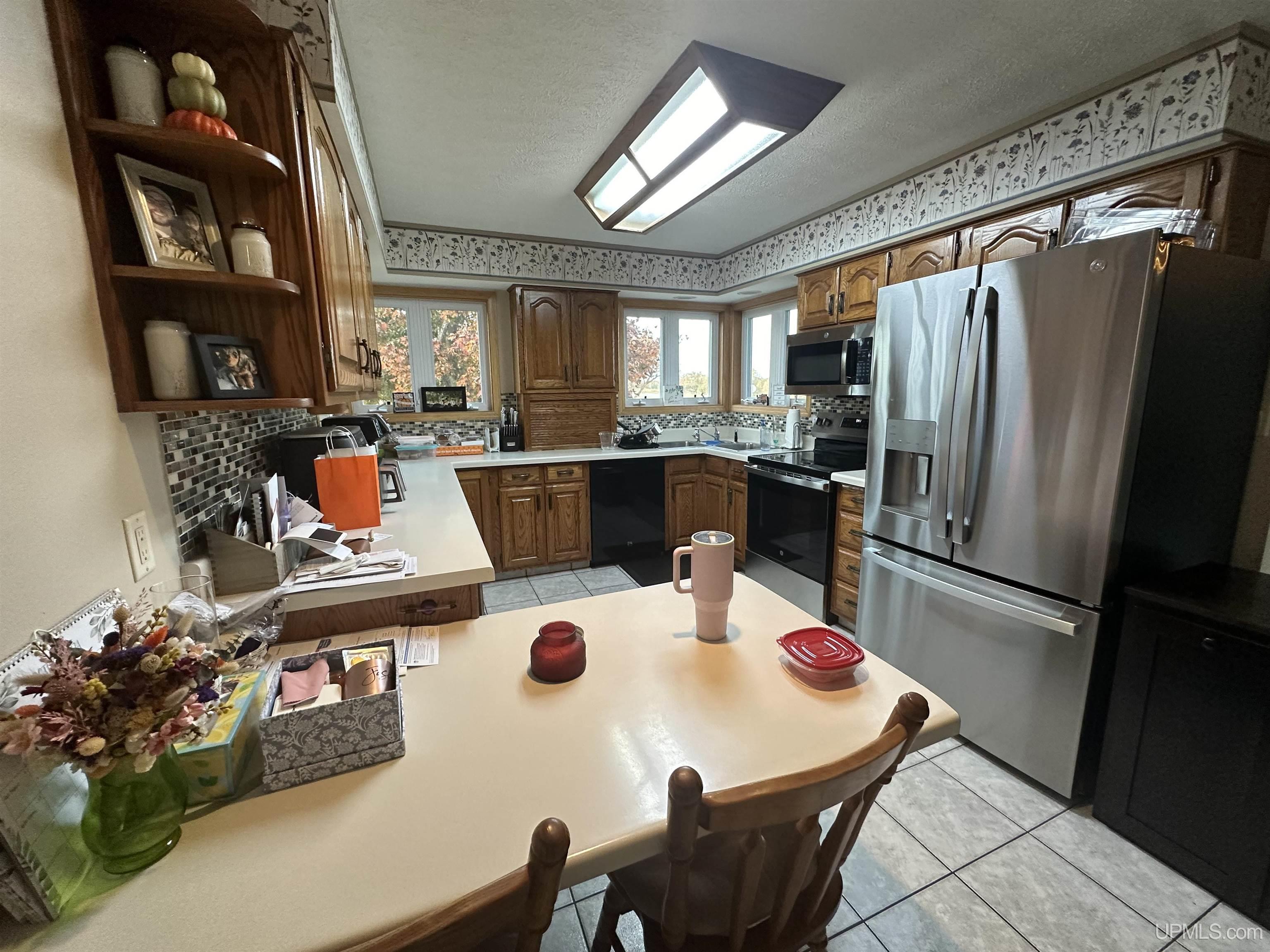 N16546 Eustis Road Wilson, MI 49896 - Photo 3 of 9 Gallery Image 3