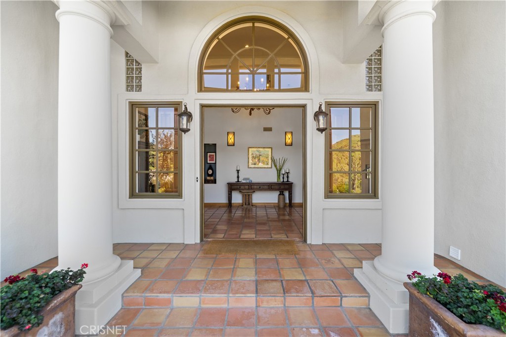 121 Saddlebow Road Bell Canyon, CA 91307 - Photo 4 of 62