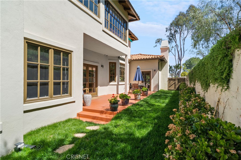 121 Saddlebow Road Bell Canyon, CA 91307 - Photo 45 of 62 front view of a house with a yard