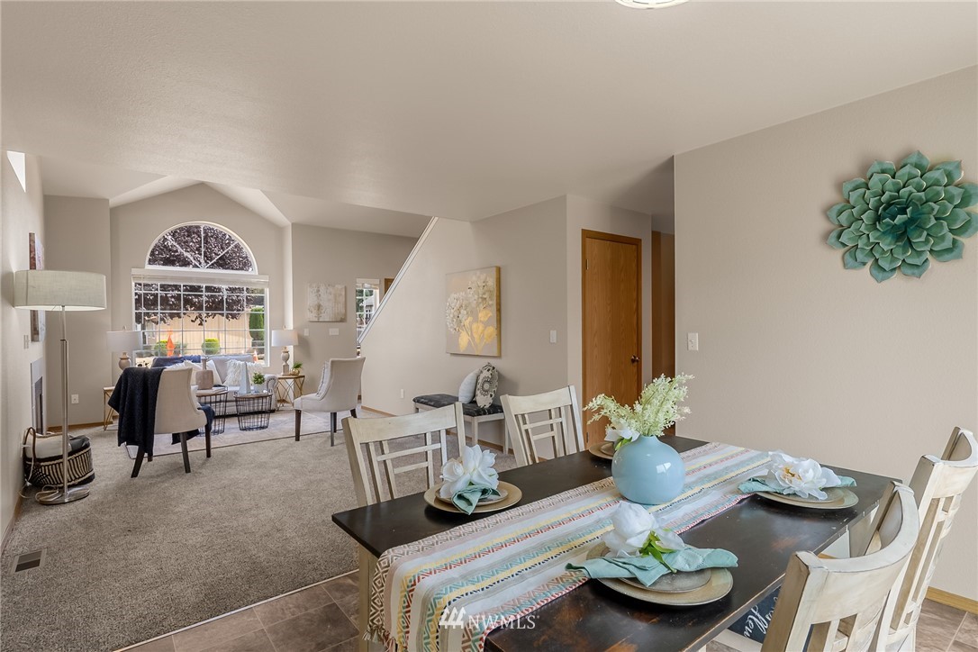 603 Rachael Place Kent, WA 98032 - Photo 4 of 15 Gallery Image 4