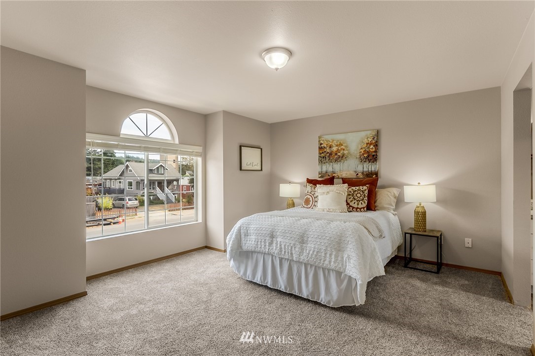 603 Rachael Place Kent, WA 98032 - Photo 8 of 15 Gallery Image 8