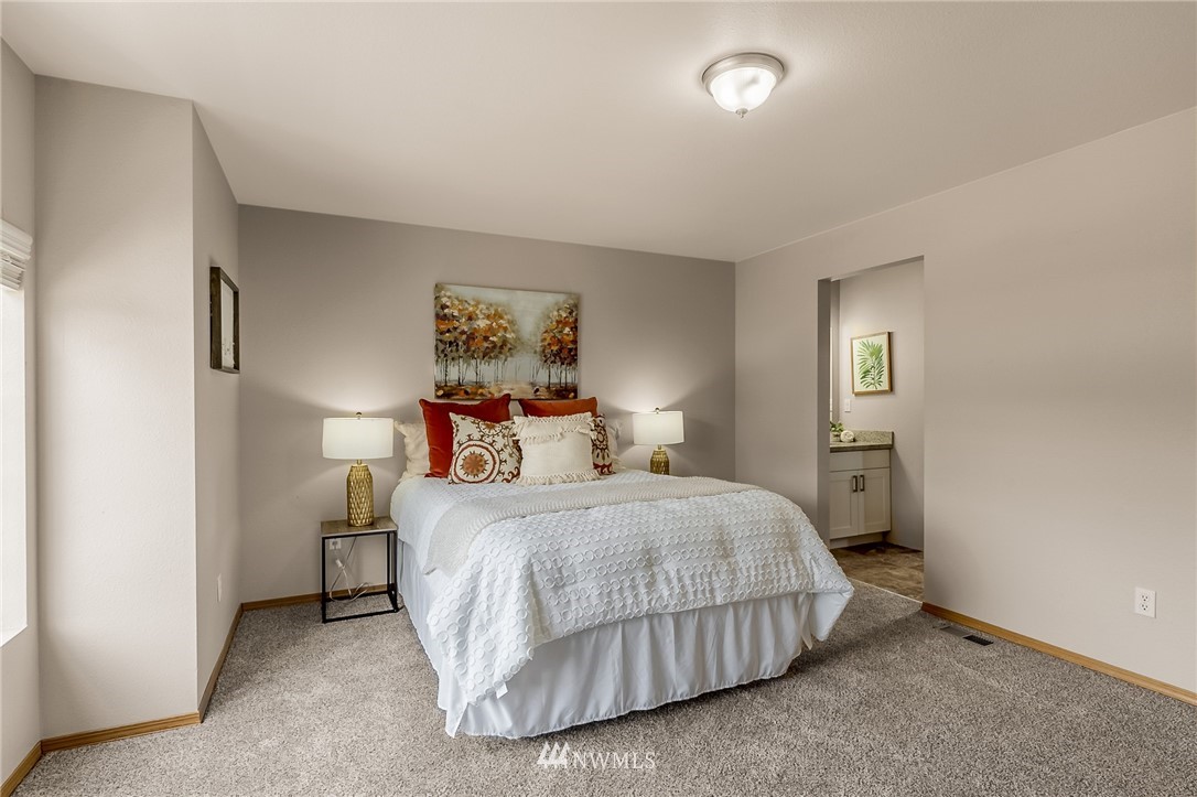 603 Rachael Place Kent, WA 98032 - Photo 9 of 15 Gallery Image 9