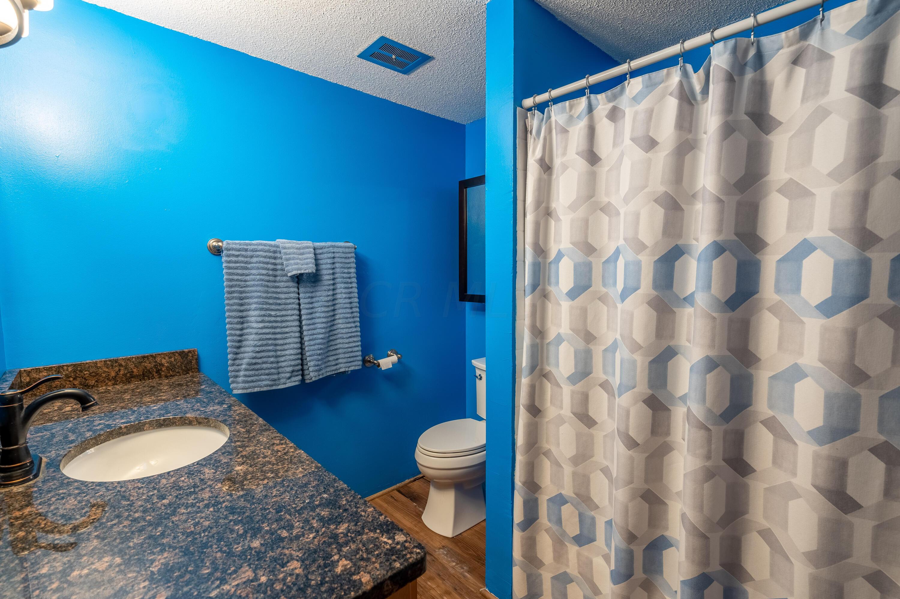 2278 Edmonton Road Columbus, OH 43229 - Photo 21 of 37 2278 Edmonton rd-15
