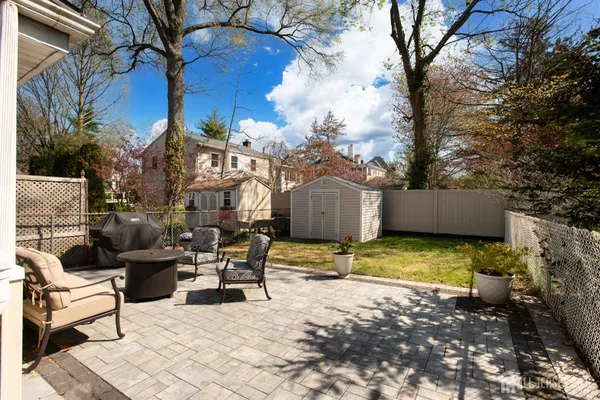 $529,900 | 32 Robins Place, Metuchen, NJ 08840