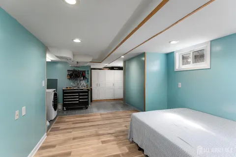 $529,900 | 32 Robins Place, Metuchen, NJ 08840